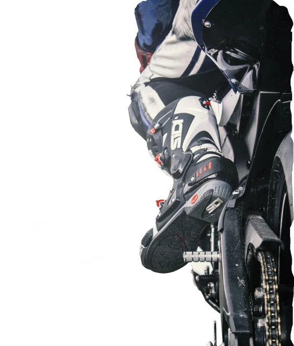 20 AÑOS OFRECIENDO TODOS LOS PRODUCTOS PARA EL MUNDO DE LAS MOTOS A TU SERVICIO